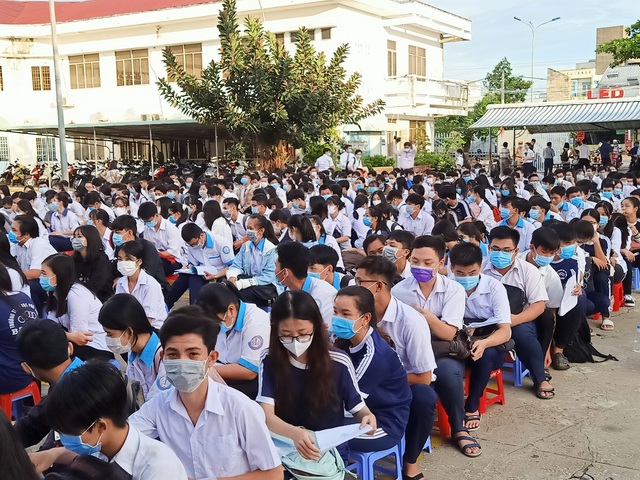 Nhiều tỉnh, thành tỷ lệ đỗ tốt nghiệp THPT 2020 đạt trên 97 - 99% - 4 Nhiều tỉnh, thành tỷ lệ đỗ tốt nghiệp THPT 2020 đạt trên 97 - 99% - 4