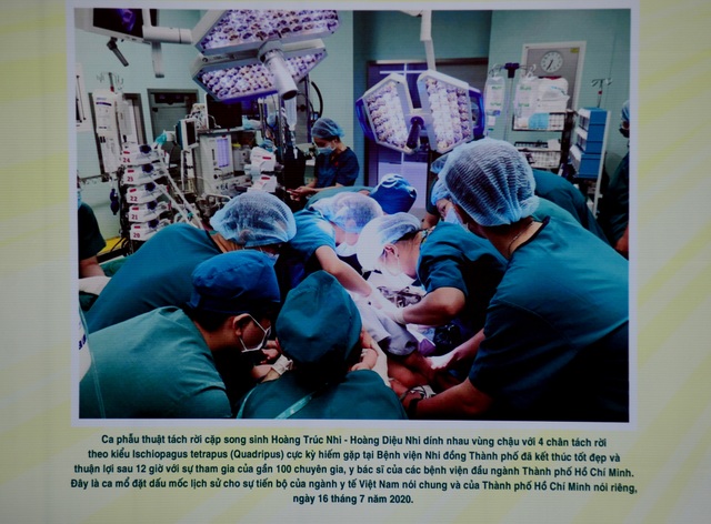Cách mạng tháng 8.jpg Cách mạng tháng 8.jpg