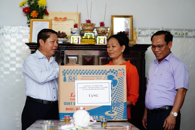 Trao tặng 2 căn nhà tình nghĩa tại Long An - 5 Trao tặng 2 căn nhà tình nghĩa tại Long An - 5
