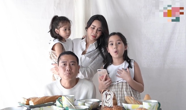 Con gái Lưu Hương Giang – Hồ Hoài Anh ước mơ trở thành Hoa hậu - 1 Con gái Lưu Hương Giang – Hồ Hoài Anh ước mơ trở thành Hoa hậu - 1