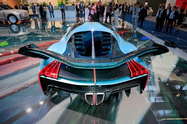Soi chi tiết siêu xe hybrid giá 1,45 triệu USD của Trung Quốc - 8