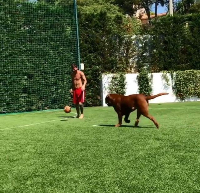 Cuộc sống siêu sang của Messi ở Barcelona - 5 Cuộc sống siêu sang của Messi ở Barcelona - 5