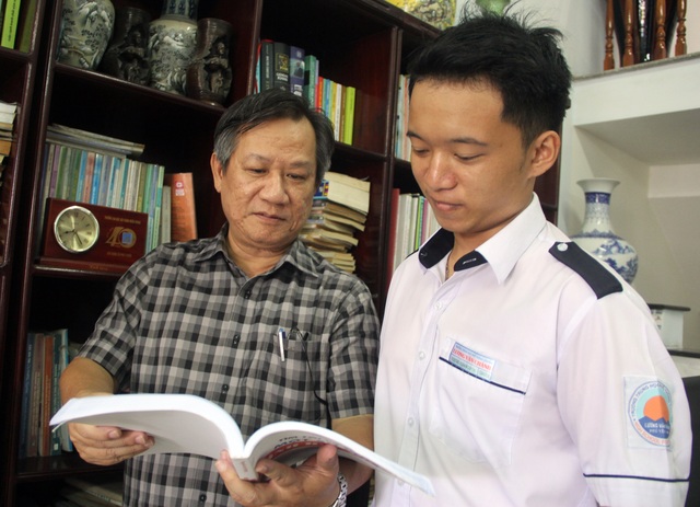 Nam sinh đạt 29,05 điểm khối A: Sát kỳ thi chỉ học 3-4 giờ mỗi ngày - 2 Nam sinh đạt 29,05 điểm khối A: Sát kỳ thi chỉ học 3-4 giờ mỗi ngày - 2