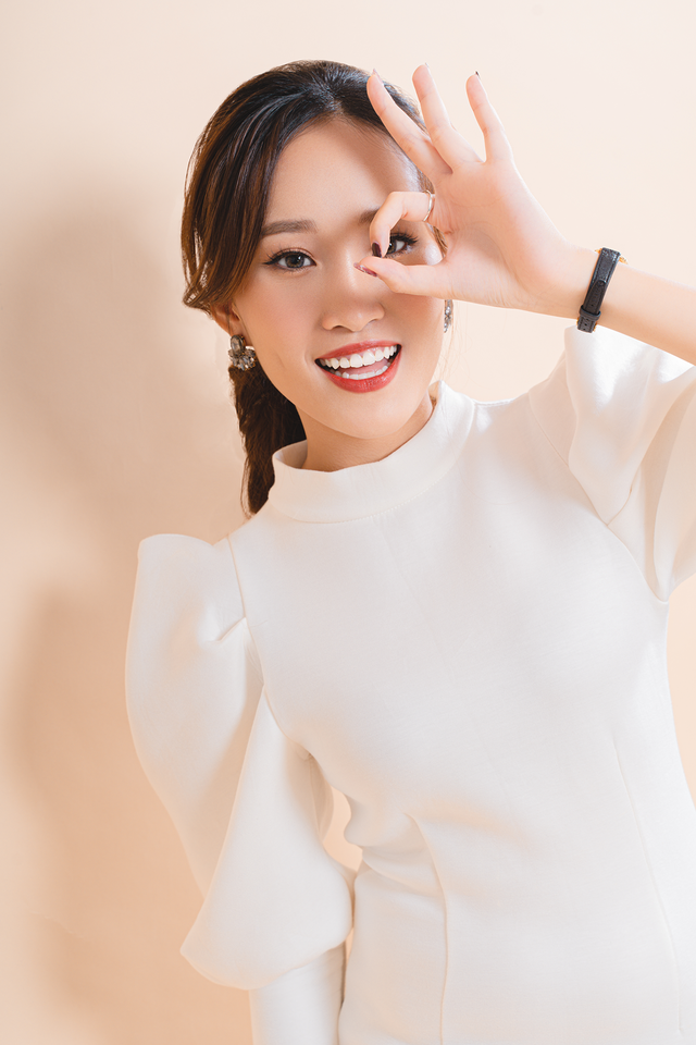 Nữ sinh trường báo đam mê nghề MC, sớm tự lập ở tuổi 20 - 6 Nữ sinh trường báo đam mê nghề MC, sớm tự lập ở tuổi 20 - 6