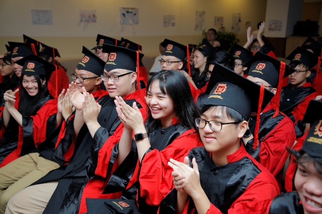 Kết quả ấn tượng của học sinh VAS sau một năm học nhiều biến động - 2 Kết quả ấn tượng của học sinh VAS sau một năm học nhiều biến động - 2