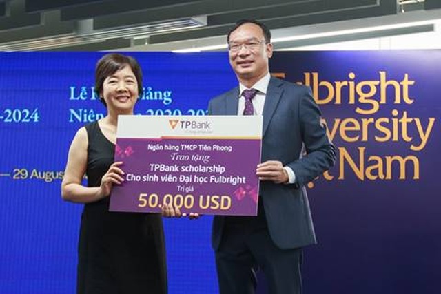 TPBank trao học bổng 50.000 USD cho sinh viên Đại học Fulbright Việt Nam - 1 TPBank trao học bổng 50.000 USD cho sinh viên Đại học Fulbright Việt Nam - 1