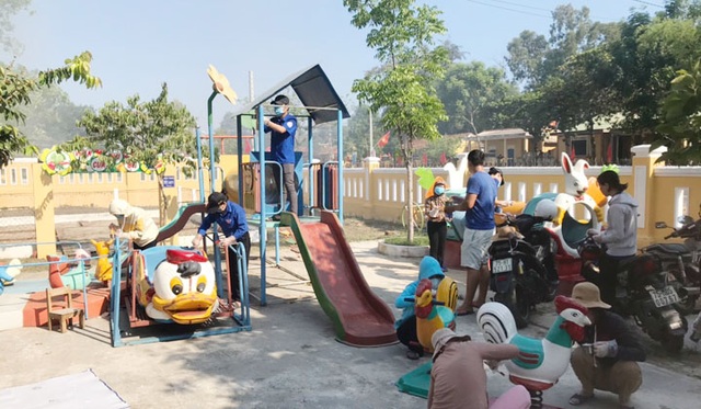 Toàn tỉnh Thừa Thiên Huế ra quân vệ sinh trường học chào đón năm học mới - 4 Toàn tỉnh Thừa Thiên Huế ra quân vệ sinh trường học chào đón năm học mới - 4