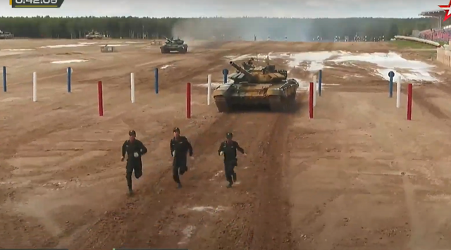 Đội xe tăng Việt Nam cán đích sau Myanmar trong trận bán kết Army Games - 22 Đội xe tăng Việt Nam cán đích sau Myanmar trong trận bán kết Army Games - 22