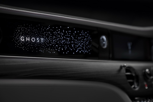 Rolls-Royce Ghost thế hệ mới chính thức ra mắt - 19 Rolls-Royce Ghost thế hệ mới chính thức ra mắt - 19