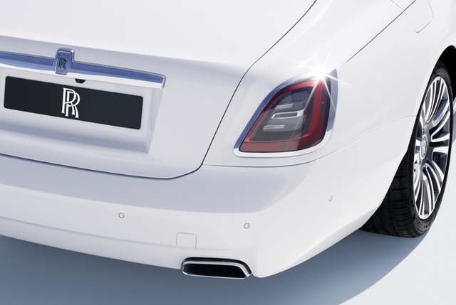 Rolls-Royce Ghost thế hệ mới chính thức ra mắt - 9 Rolls-Royce Ghost thế hệ mới chính thức ra mắt - 9
