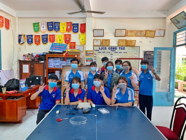Các cơ sở GDNN trên cả nước phát huy tính sáng tạo trong cuộc chiến chống dịch Covid-19 - 4 Các cơ sở GDNN trên cả nước phát huy tính sáng tạo trong cuộc chiến chống dịch Covid-19 - 4
