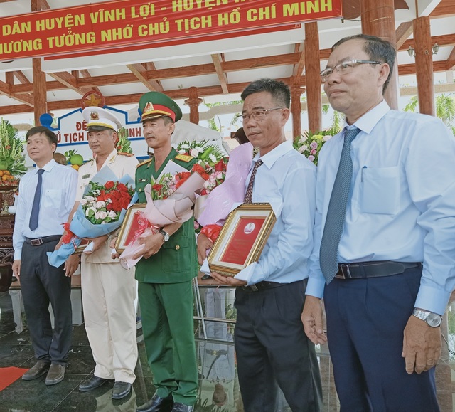 Tưởng nhớ 51 năm ngày Bác Hồ về cõi vĩnh hằng - 2 Tưởng nhớ 51 năm ngày Bác Hồ về cõi vĩnh hằng - 2