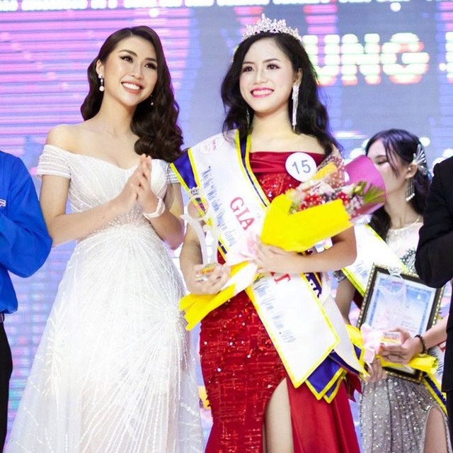 Dàn gái xinh Olympia hễ cứ xuất hiện là gây thổn thức dân mạng - 11 Dàn gái xinh Olympia hễ cứ xuất hiện là gây thổn thức dân mạng - 11