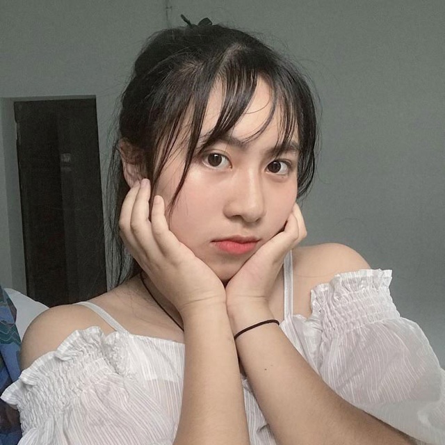 Dàn gái xinh Olympia hễ cứ xuất hiện là gây thổn thức dân mạng - 7 Dàn gái xinh Olympia hễ cứ xuất hiện là gây thổn thức dân mạng - 7