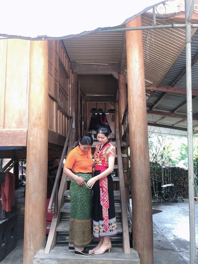 Nữ sinh xinh đẹp huyện biên giới đạt 29,75 điểm xét tuyển đại học - 6 Nữ sinh xinh đẹp huyện biên giới đạt 29,75 điểm xét tuyển đại học - 6
