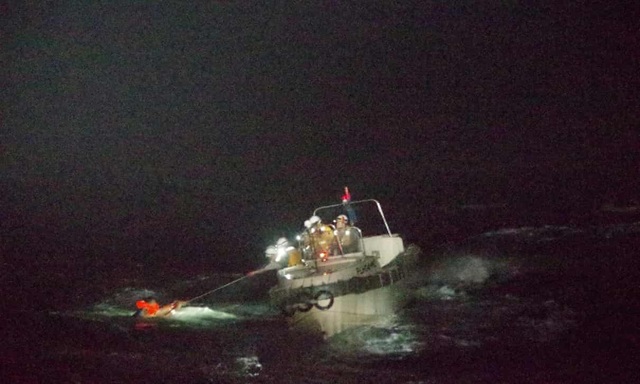 A ship carrying 43 sailors and 6,000 head of cattle sank off the coast of Japan - 2