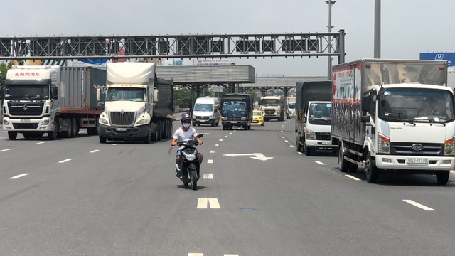 Cấm xe máy lên cầu vượt ngã tư Vũng Tàu sau khi dừng trạm thu phí - 2 Cấm xe máy lên cầu vượt ngã tư Vũng Tàu sau khi dừng trạm thu phí - 2