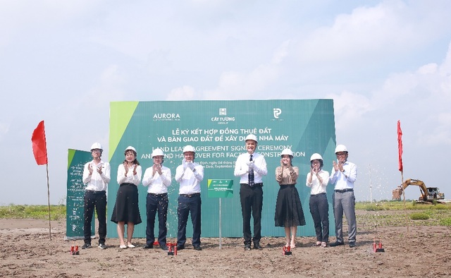 Tập đoàn Cát Tường ký và bàn giao đất xây dựng tại KCN Rạng Đông - 3 Tập đoàn Cát Tường ký và bàn giao đất xây dựng tại KCN Rạng Đông - 3