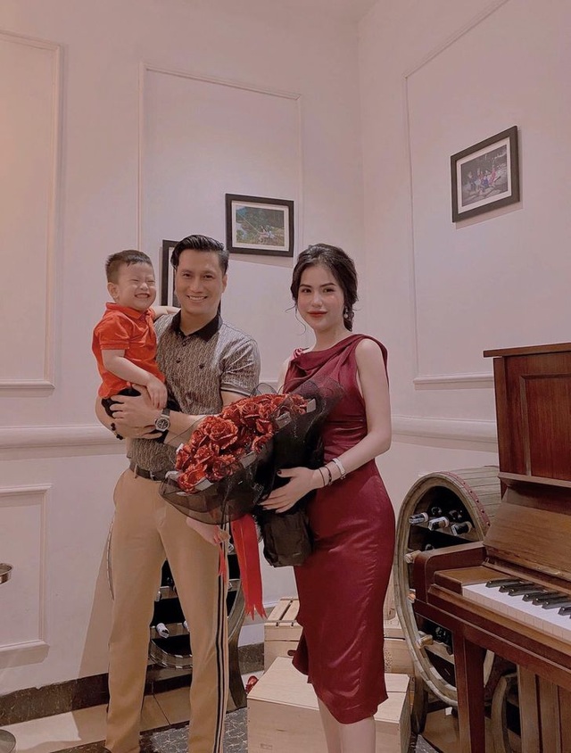 Kỷ niệm 1 năm rưỡi ly hôn, Việt Anh và vợ cũ nói gì trước tin đồn tái hợp? - 1 Kỷ niệm 1 năm rưỡi ly hôn, Việt Anh và vợ cũ nói gì trước tin đồn tái hợp? - 1
