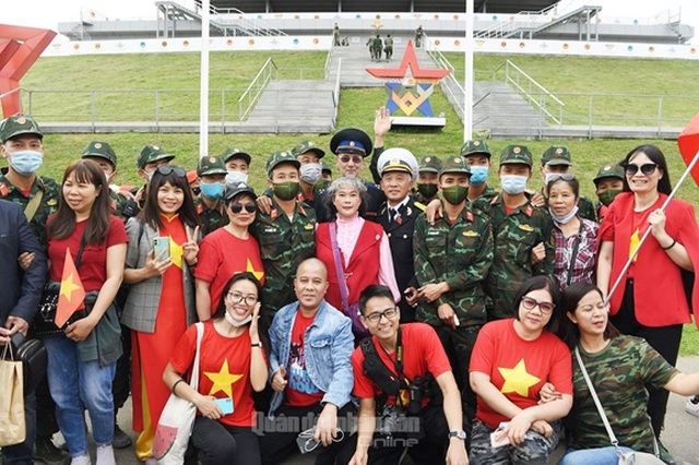 Đội tuyển Xe tăng Việt Nam nhận Huy chương vàng và Cúp vô địch tại Army Games - 7 Đội tuyển Xe tăng Việt Nam nhận Huy chương vàng và Cúp vô địch tại Army Games - 7