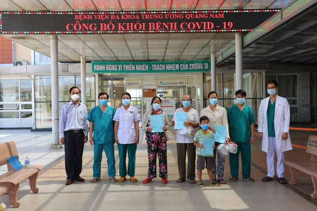 Quảng Nam: Cụ ông 90 tuổi mắc Covid-19 xuất viện - 1 Quảng Nam: Cụ ông 90 tuổi mắc Covid-19 xuất viện - 1