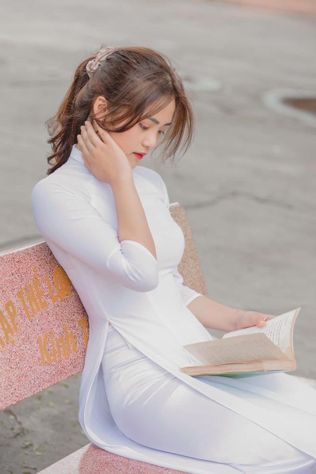 Dàn hot girl học đường “xinh như hoa” đón chào năm học mới - 6 Dàn hot girl học đường “xinh như hoa” đón chào năm học mới - 6