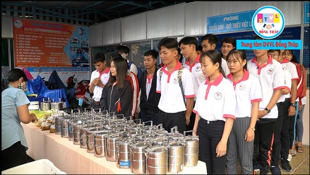 Học viên học nghề được bao ăn ở, đảm bảo ra trường có việc làm - 5 Học viên học nghề được bao ăn ở, đảm bảo ra trường có việc làm - 5