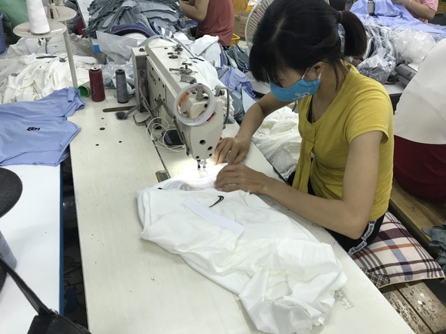 Một DN bị nghi làm giả hàng nghìn sản phẩm Adidas, Nike, Gucci, Lacoste - 1 Một DN bị nghi làm giả hàng nghìn sản phẩm Adidas, Nike, Gucci, Lacoste - 1