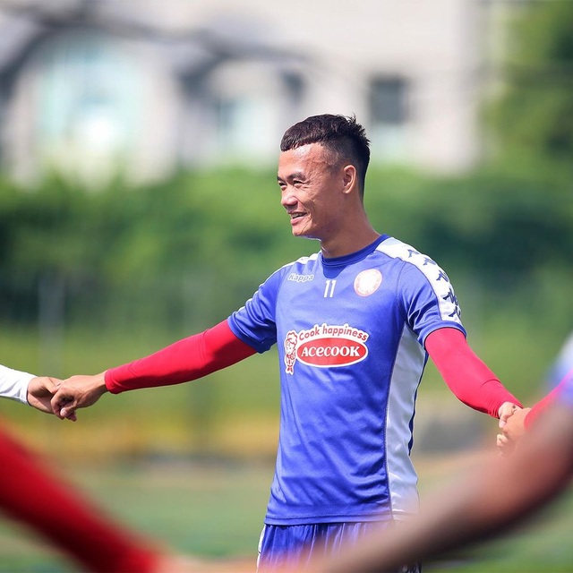 Công Phượng và hai tân binh Costa Rica tập luyện chờ V-League - 9 Công Phượng và hai tân binh Costa Rica tập luyện chờ V-League - 9