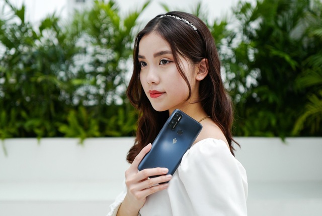 Vsmart Live 4 đạt doanh số 10.000 máy sau 3 ngày mở bán - 1 Vsmart Live 4 đạt doanh số 10.000 máy sau 3 ngày mở bán - 1