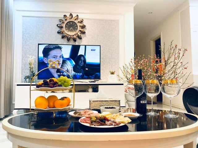 Diễn viên Phương Oanh hé lộ một phần cơ ngơi mới khiến dân tình xuýt xoa - 4 Diễn viên Phương Oanh hé lộ một phần cơ ngơi mới khiến dân tình xuýt xoa - 4