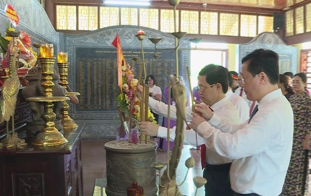 Khí phách và tinh thần Xô Viết vẫn trường tồn cùng lịch sử dân tộc - 5 Khí phách và tinh thần Xô Viết vẫn trường tồn cùng lịch sử dân tộc - 5