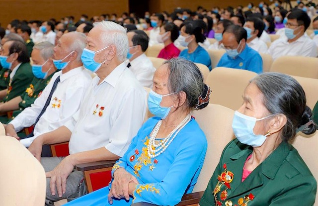 Khí phách và tinh thần Xô Viết vẫn trường tồn cùng lịch sử dân tộc - 4 Khí phách và tinh thần Xô Viết vẫn trường tồn cùng lịch sử dân tộc - 4