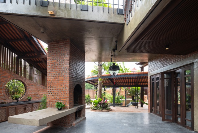 Bên trong biệt phủ rộng 700m2 như “làng quê Bắc Bộ” thu nhỏ ở Hà Nội - 3 Bên trong biệt phủ rộng 700m2 như “làng quê Bắc Bộ” thu nhỏ ở Hà Nội - 3