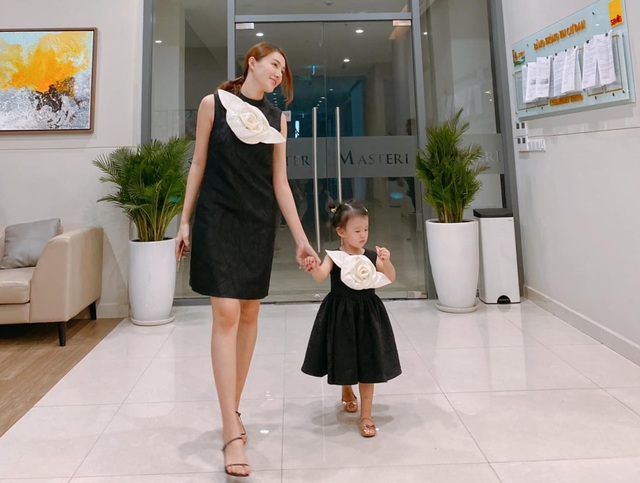 Lê Hà The Face khoe dáng thon gọn, tái xuất sau 3 năm ở nhà chăm con - 11 Lê Hà The Face khoe dáng thon gọn, tái xuất sau 3 năm ở nhà chăm con - 11