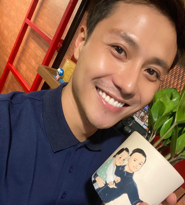 Thanh Son va con gai.jpg Thanh Son con gai.jpg