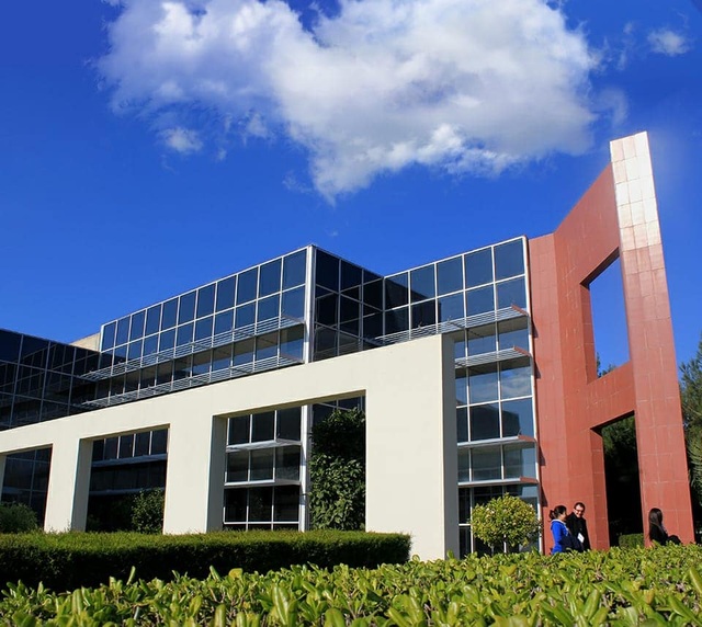 Chi phí học tập hợp lý cùng cơ hội học bổng 100% tại Cyprus International University - 3 Chi phí học tập hợp lý cùng cơ hội học bổng 100% tại Cyprus International University - 3