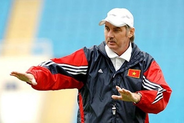 Coach Alfred Riedl's Hallmark with Vietnamese Soccer - 2