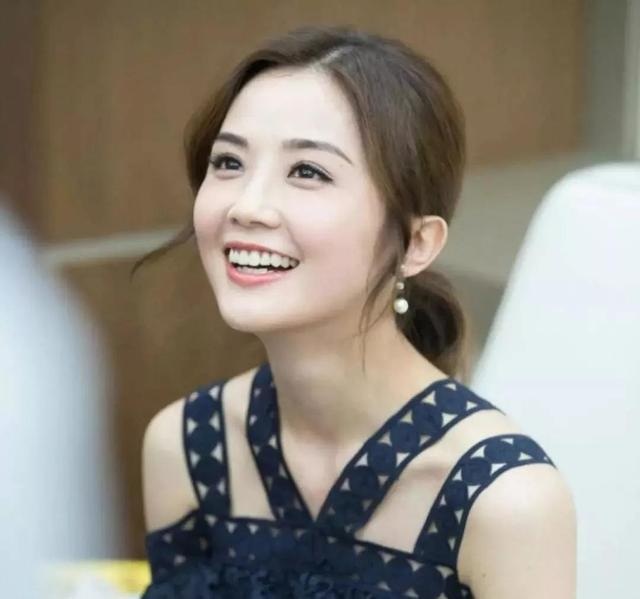 Thái Trác Nghiên đã chia tay bạn trai thiếu gia giàu có - 1 Thái Trác Nghiên đã chia tay bạn trai thiếu gia giàu có - 1