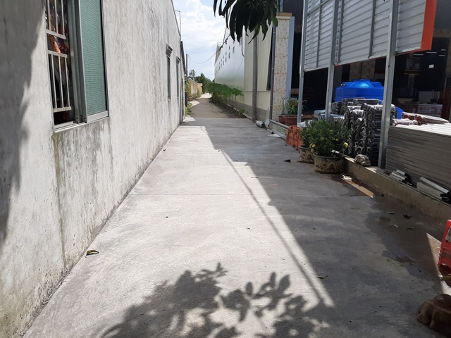 Cựu cán bộ xã hiến 7.000 mét vuông đất, trị giá nhiều tỷ đồng để xây trường - 3 Cựu cán bộ xã hiến 7.000 mét vuông đất, trị giá nhiều tỷ đồng để xây trường - 3