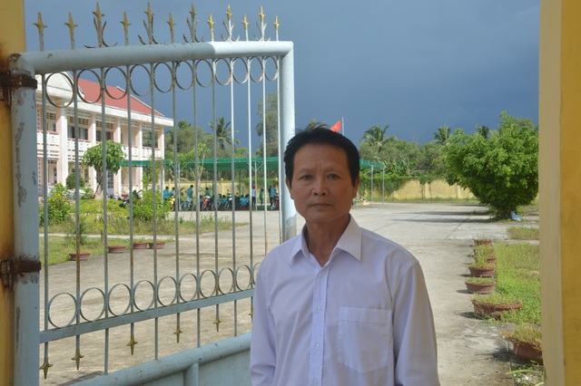 Cựu cán bộ xã hiến 7.000 mét vuông đất, trị giá nhiều tỷ đồng để xây trường - 1 Cựu cán bộ xã hiến 7.000 mét vuông đất, trị giá nhiều tỷ đồng để xây trường - 1