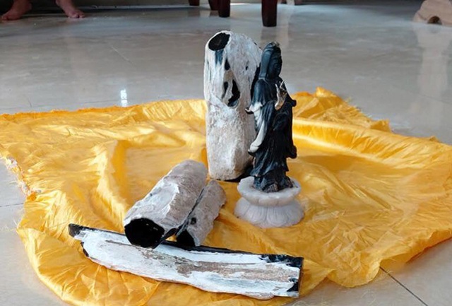 Khối kim cương rừng của anh nông dân Hà Nội, giá triệu đô mà chủ nhân không bán - 1 Khối kim cương rừng của anh nông dân Hà Nội, giá triệu đô mà chủ nhân không bán - 1