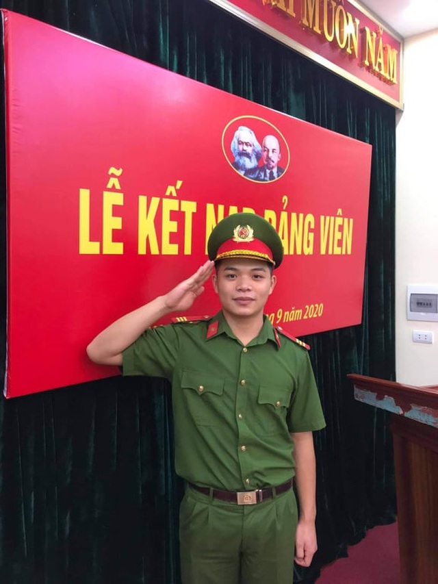 Nghị lực vượt khó của các chiến sĩ nghĩa vụ đạt điểm cao xét tuyển đại học - 2 Nghị lực vượt khó của các chiến sĩ nghĩa vụ đạt điểm cao xét tuyển đại học - 2