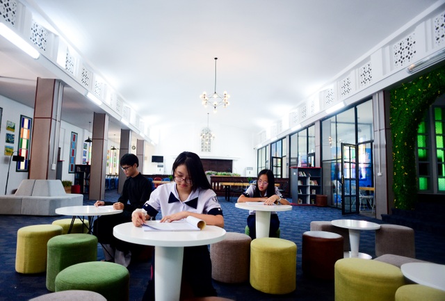 Thư viện 5 sao.jpg Thư viện 5 sao.jpg