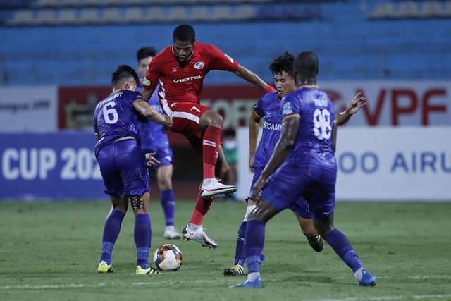 Viettel Club with Than Quang Ninh entered the National Cup semi-finals - 1