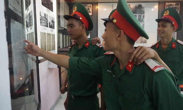 Những vũ khí trong cuộc tổng diễn tập đầu tiên của Cách mạng Việt Nam - 2