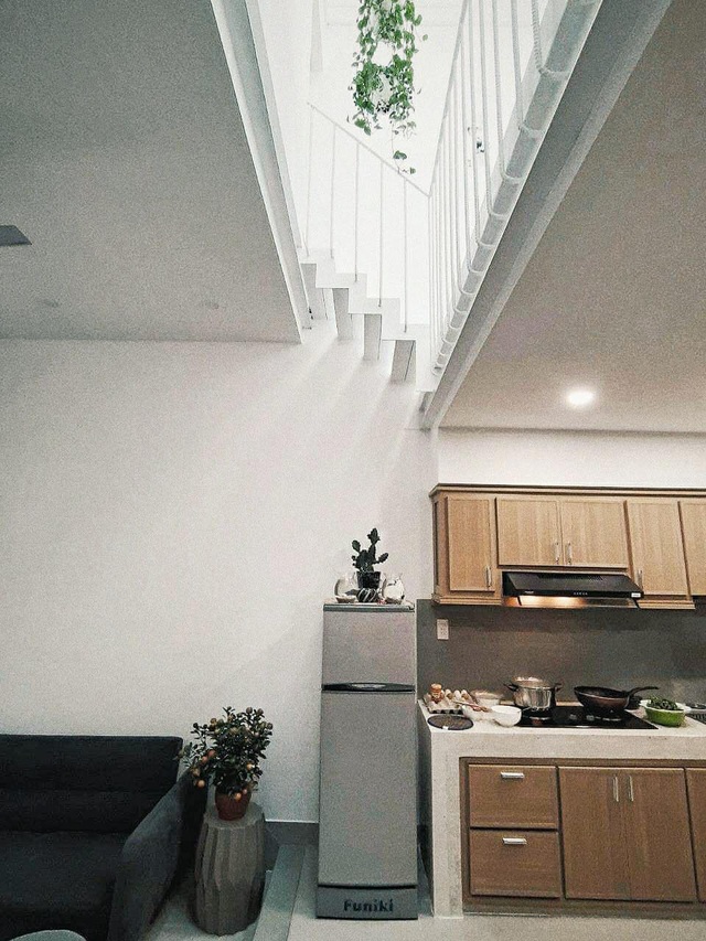 Chi ra 400 triệu đồng, cặp vợ chồng trẻ ở Đà Nẵng cải tạo nhà nát đẹp mê ly - 4 Chi ra 400 triệu đồng, cặp vợ chồng trẻ ở Đà Nẵng cải tạo nhà nát đẹp mê ly - 4