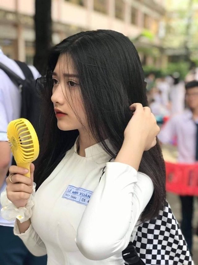 Nữ sinh tuổi 16: “Trang điểm chừng mực khi đến trường là bình thường” | Báo Dân trí Nữ Sinh Tuổi 16: “Trang Điểm Chừng Mực Khi Đến Trường Là Bình Thường” | Báo Dân Trí