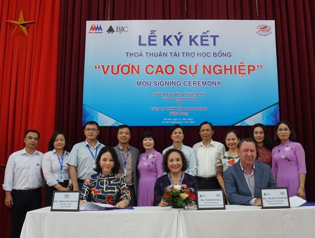 MM Mega Market Việt Nam khởi động chương trình học bổng “Vươn Cao Sự Nghiệp” - 1 MM Mega Market Việt Nam khởi động chương trình học bổng “Vươn Cao Sự Nghiệp” - 1