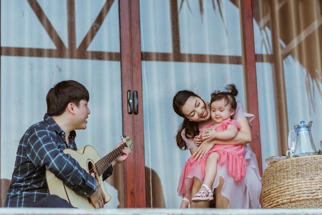 Đồng nghiệp vô tình khui ra loạt bí mật của sao Việt - 6 Đồng nghiệp vô tình khui ra loạt bí mật của sao Việt - 6